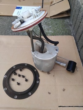 HYUNDAI I40 1.7 CRDI 15R SENZOR PALIVA PLOVÁK