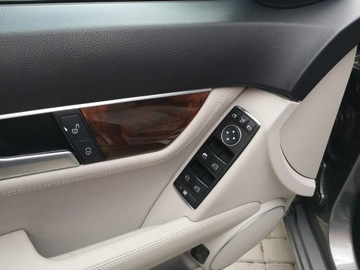 Mercedes Klasa C W204 Kombi T204 1.8 200 CGI BlueEFFICIENCY 184KM 2012 Mercedes C 200 1,8 T 184KM Klimatr Automat Nawi, zdjęcie 10