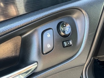 Opel Insignia I Sports Tourer Facelifting 1.4 Turbo ECOTEC LPG 140KM 2014 Opel Insignia XENONY NAWIGACJA GRZANA KIEROWNICA GRZANE FOTELE TEMPOMAT 1.4, zdjęcie 14