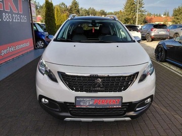 Peugeot 2008 I SUV Facelifting 1.2 PureTech 110KM 2018 Peugeot 2008 Automat Panorama Kamera Navi Sensor Alu 1.2 Benzyna 110KM, zdjęcie 1
