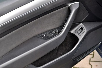 Volkswagen Passat B8 Variant 1.6 TDI BlueMotion SCR 120KM 2016 Volkswagen Passat 1.6TDI 120KM Virtual Full Led, zdjęcie 11