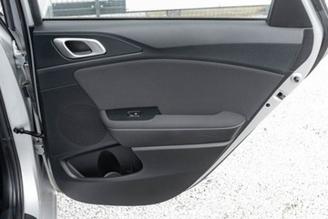 Kia Ceed III Kombi Facelifting 1.5 T-GDI 160KM 2023 Kia Cee'd WND7563C#1.5 T-GDI M DCT 2 stref klima, zdjęcie 22