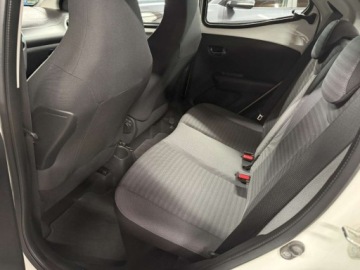 Toyota Aygo II Hatchback 3d Facelifting 1.0 VVT-i 72KM 2019 Toyota Aygo 1.0 VVTi Style X-Play Kamera CarPlay Alu Bdb Stan Gwarancja SSU, zdjęcie 26