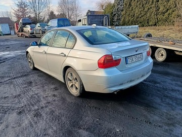 BMW Seria 3 E90-91-92-93 Limuzyna E90 320i 150KM 2005 BMW 320 2.0 B+G 150KM 05R, zdjęcie 2