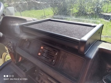 Полка, столик в кокпите Mercedes T1 (Утка)