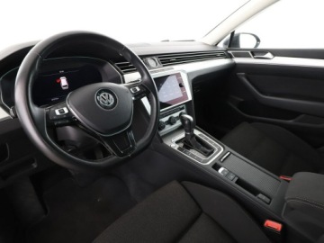 Volkswagen Passat B8 Variant 1.5 TSI EVO 150KM 2018 Volkswagen Passat virtual, led, masaże, navi,, zdjęcie 13