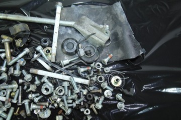 HONDA CBR 125 JC34 04-07 ŚRUBY ŚRUBKI