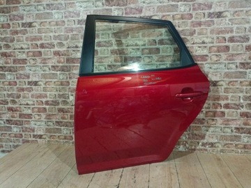 ДВЕРЬ ЗАДНЯЯ ЛЕВАЯ В КОМПЛЕКТЕ KIA CEED I 06/12 COMBI