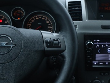 Opel Zafira B 1.6 Twinport ECOTEC 105KM 2006 Opel Zafira 1.6, Salon Polska, GAZ, 7 miejsc, zdjęcie 17