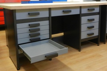 Верстак с расширением инструмента для гаража