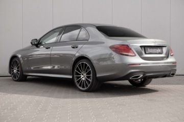 Mercedes Klasa E W213 Limuzyna 2.0 220d 194KM 2019 Mercedes-Benz Klasa E E220d 4 Matic AMG Salon Polska Autotrade Mercedes, zdjęcie 5