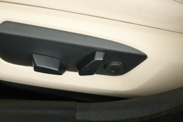 BMW Seria 5 F10-F11 Touring Facelifting 530d 258KM 2016 BMW 5 530d xDrive, Salon Polska, Serwis ASO, zdjęcie 8