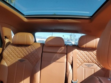 Bentley Bentayga 2021 Bentley Bentayga 2021 4.0l 4.0 Benzyna 542KM, zdjęcie 11