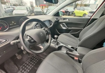 Peugeot 308 II SW Facelifting 1.2 PureTech 110KM 2020 Peugeot 308 2020 1.2 110KM 55.744km Salon PL 1 WL 1.2 Benzyna 110KM, zdjęcie 13