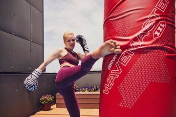 Stojący worek treningowy Century Wavemaster XXL — 175 cm