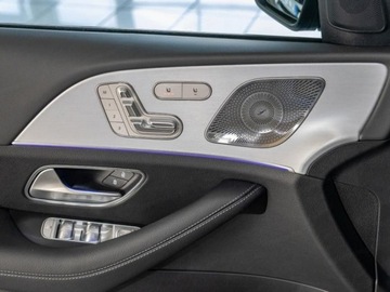 Mercedes GLE V167 SUV Facelifting 2.0 300d 269KM 2025 MERCEDES-BENZ GLE 300 d 4-Matic AMG Line 2.0 (269KM) 2025, zdjęcie 9