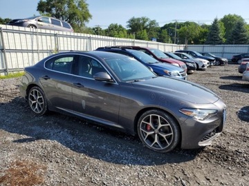 Alfa Romeo Giulia II Sedan Facelifting 2.0 Turbo 280KM 2020 Alfa Romeo Giulia TI 2020 2.0l 2.0 Benzyna 280KM, zdjęcie 4
