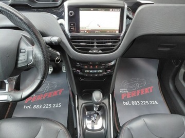 Peugeot 2008 I SUV Facelifting 1.2 PureTech 110KM 2019 Peugeot 2008 GT Line Automat Klimatronik Komputer Tempomat 1.2 Benzyna, zdjęcie 17