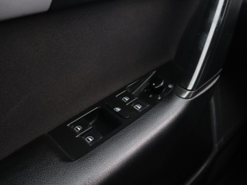 Volkswagen Passat B7 Variant 2.0 TDI CR DPF BlueMotion 140KM 2013 VW Passat 2.0 TDI, DSG, Navi, Klima, Klimatronic, zdjęcie 16