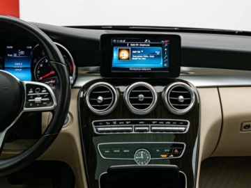 Mercedes Klasa C W205 Coupe Facelifting 2.0 300 258KM 2019 MERCEDES-BENZ C Klasa C 300 9G-TRONIC 2.0 258KM 2019, zdjęcie 18