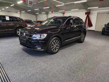 Volkswagen Tiguan II SUV 2.0 TDI 150KM 2018 Volkswagen Tiguan II 2.0 VW Nawi, Kamera, ACC, Asystent pasa