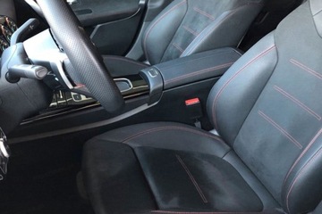 Mercedes CLA C118/X118 Coupe Facelifting 2.0 220 190KM 2024 MERCEDES-BENZ CLA 220 4-Matic AMG Line 2.0 (190KM) 2024, zdjęcie 4