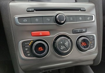 Citroen C4 II Hatchback 5d Facelifting 1.2 PureTech 130KM 2016 Citroen C4 162 1.2 THP 130 KM Shine Serwisowany w ASO GWARANCJA 1.2, zdjęcie 18