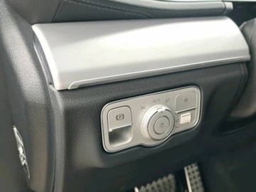 Mercedes GLE V167 SUV Facelifting 2.0 300d 269KM 2025 MERCEDES-BENZ GLE 300 d 4-Matic AMG Line 2.0 (269KM) 2025, zdjęcie 9