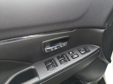 Mitsubishi ASX I SUV Facelifting 1.8 150KM 2014 Mitsubishi ASX 1.8Di-D 150KM Klimatronic Tempomat, zdjęcie 10