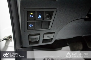 Toyota Hilux VIII Podwójna kabina Facelifting 2.8 D-4D 204KM 2021 Toyota Hilux 2.8 D-4D Double Cab SR5 4x4 aut Zabud, zdjęcie 11