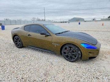 Maserati GranTurismo 2011 Maserati GranTurismo S 2011 4.7 Benzyna 433KM, zdjęcie 4