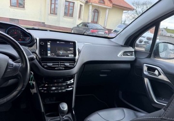 Peugeot 2008 I SUV Facelifting 1.2 PureTech 110KM 2017 Peugeot 2008 Automat 1.2 Benzyna 110KM, zdjęcie 14