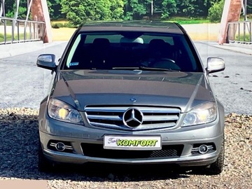 Mercedes Klasa C W204 Limuzyna 1.8 180 K 156KM 2009 Mercedes Klasa C 1.8 benzyna 156KM 2009r Możliwy transport pod dom!, zdjęcie 4