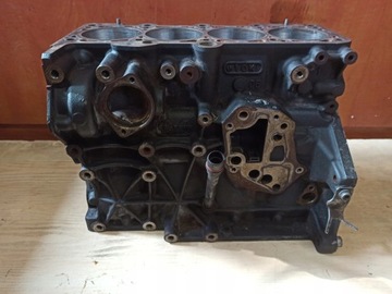 AUDI BLOK SILNIKA BPJ PO HONOWANIU 06F103021H
