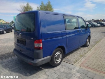 Volkswagen Caravelle T5 Caravelle Facelifting długi rozstaw osi 2.0 TDI 140KM 2010 Volkswagen Transporter dla osoby niepełnosprawnej, zdjęcie 5