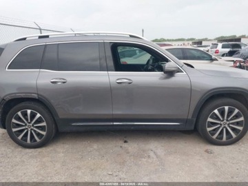 Mercedes GLB 2023 Mercedes-Benz GLB 250 2023 2.0l 2.0 Benzyna 221KM, zdjęcie 6