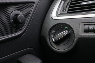 Skoda Rapid II Spaceback 1.2 TSI 90KM 2015 Skoda Rapid 1.2 TSI, Salon Polska, 1. Właściciel, zdjęcie 18