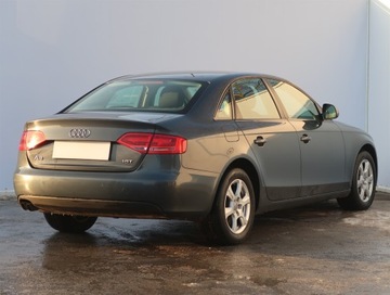 Audi A4 B8 Limousine 1.8 TFSI 160KM 2009 Audi A4 1.8 TFSI, Xenon, Bi-Xenon, Klima, zdjęcie 4