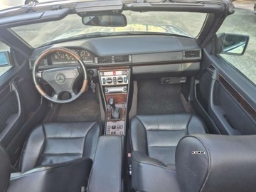 Mercedes W124 Cabrio 2.0 136KM 1997 Mercedes-Benz W124 (1984-1993) Mercedes- Benz W124 E200 2,0 Benzyna Zadban, zdjęcie 9