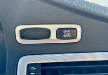 Volvo V70 III Kombi 2.5 T 231KM 2010 Volvo V70 2.5T 231KM Rdesing Skory BiXenon PDC Summum climatronic 2.5, zdjęcie 23