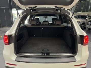 Mercedes GLC C253 SUV Facelifting 2.0 200d 163KM 2022 Mercedes-Benz GLC 200 d 4-Matic AMG Line Kamera 360 Nawigacja Podgrzewa, zdjęcie 17