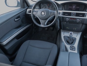 BMW Seria 3 E90-91-92-93 Limuzyna E90 320i 170KM 2008 BMW 3 320 i, Navi, Klima, Klimatronic, Tempomat, zdjęcie 6