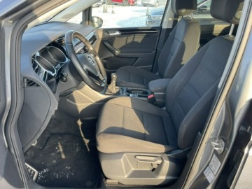 Volkswagen Touran III 1.4 TSI 150KM 2017 Volkswagen Touran 1.4 TSI 150KM, Sound, zdjęcie 10