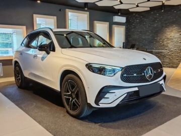 Mercedes GLC C254/X254 SUV 2.0 200d 163KM 2026 MERCEDES-BENZ GLC 200 d 4-Matic AMG Line 2.0 (163KM) 2026, zdjęcie 1