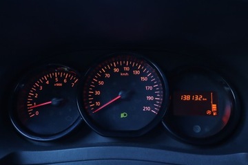 Dacia Lodgy Minivan 1.6 SCe 102KM 2016 Dacia Lodgy 1.6 SCe, Salon Polska, 7 miejsc, zdjęcie 10