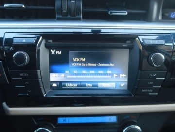 Toyota Corolla XI Sedan 1.6 Valvematic 132KM 2015 Toyota Corolla 1.6 Valvematic, Salon Polska, zdjęcie 11