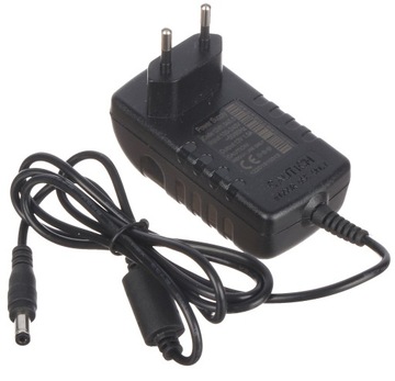Zasilacz impulsowy 12V/1.5A/5.5