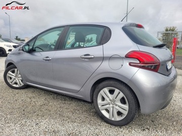 Peugeot 208 I Hatchback 5d Facelifting 1.2 PureTech 82KM 2018 Peugeot 208 GWARANCJA Lift Niski przebieg LED Mozliwa zamiana RATY 1.2, zdjęcie 19