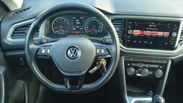 Volkswagen T-Roc I SUV 1.0 TSI 110KM 2021 Volkswagen T-Roc 1.0TSI 110KM ACC SalonPL ASO Iwl, zdjęcie 12