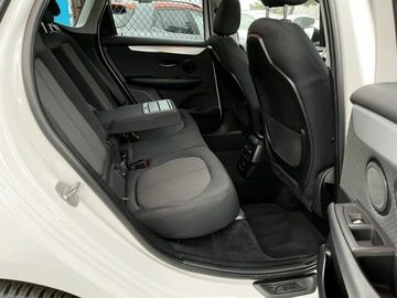 BMW Seria 2 F22-F23-F45-F46 Gran Tourer 216i 102KM 2017 BMW 216 Benzyna / Climatronic / Podgrzewane Fotele, zdjęcie 31